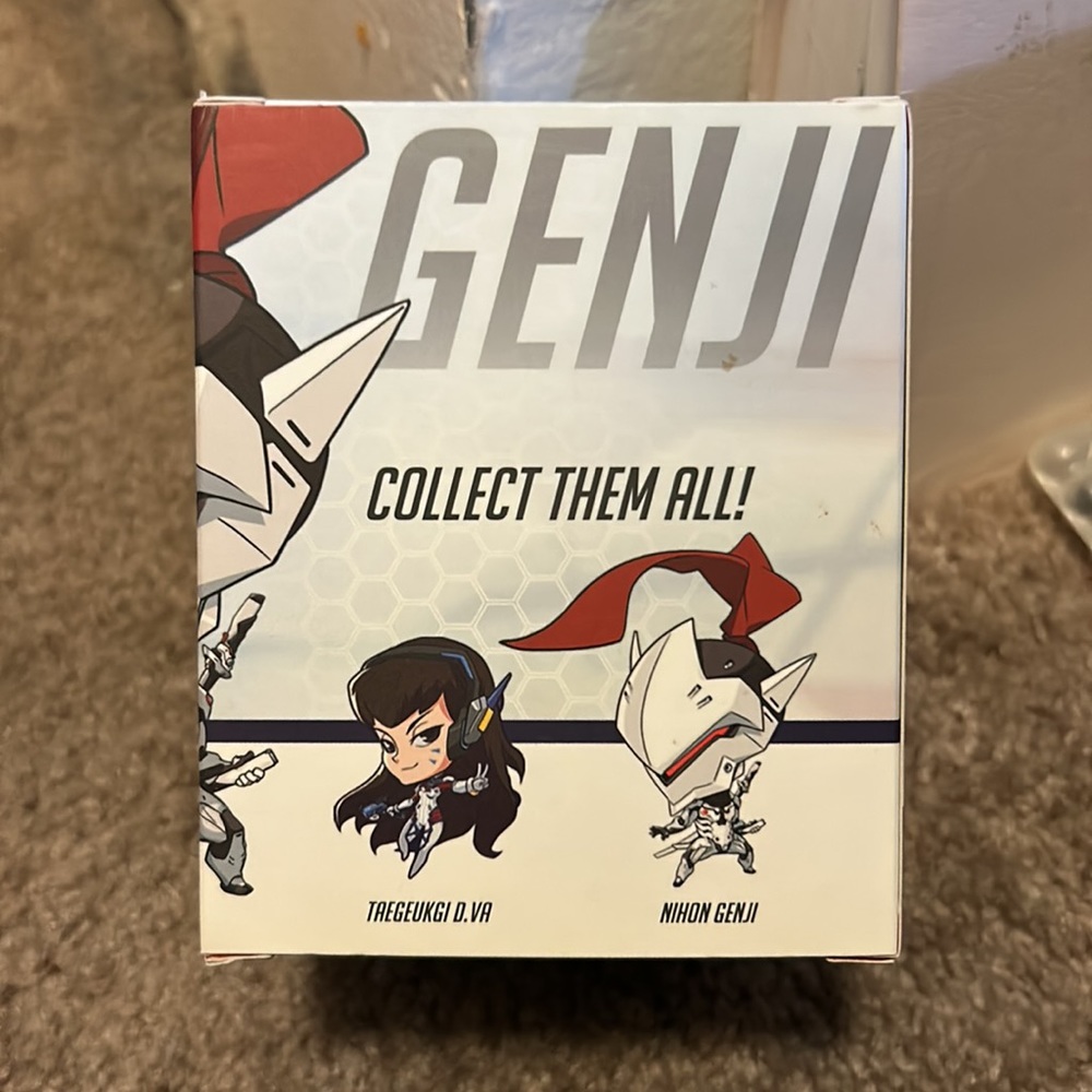 🧸 Overwatch Genji Figure🧸 - Picture 3 of 4